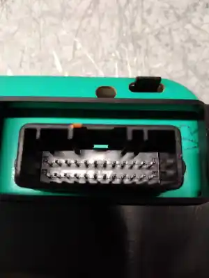 Peça sobressalente para automóvel em segunda mão quadrante por dacia sandero ambiance referências oem iam p8200733621  281218120d