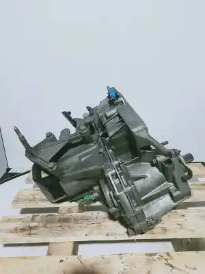 Автозапчасти б/у коробка передач за renault clio ii fase ii (b/cb0) authentique ссылки oem iam jb3984  c001529