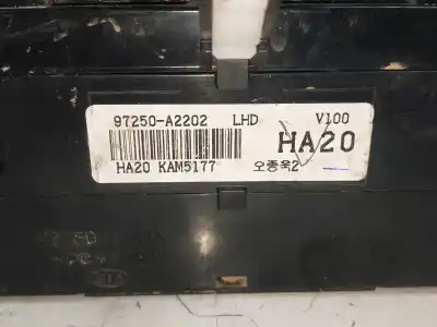 Second-hand car spare part heating / air conditioning control panel for kia cee´d (jd) 1.6 crdi 128 oem iam references 97250a2202  
