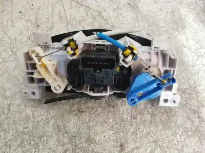 Peça sobressalente para automóvel em segunda mão comando de sofagem (chauffage / ar condicionado)  por dacia duster ambiance 4x2 referências oem iam n106278b  
