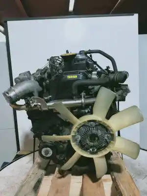 Pièce détachée automobile d'occasion moteur complet pour renault maxity fg 130.35/45 références oem iam yd25 denso 7226058