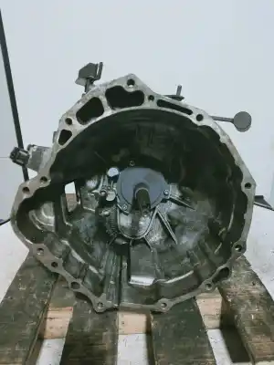 Second-hand car spare part gearbox for renault maxity fg 130.35/45 oem iam references 32010md01a