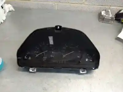 Pièce détachée automobile d'occasion COMPTEUR DE VITESSE TABLEAU DE BORD pour PEUGEOT 106 (S1)  Références OEM IAM 9608233580  