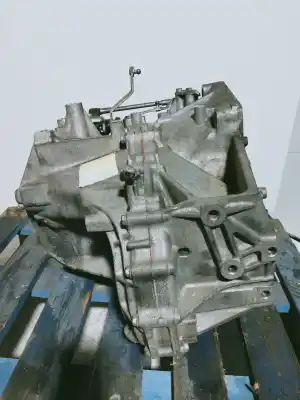 Second-hand car spare part gearbox for dodge caliber s oem iam references   