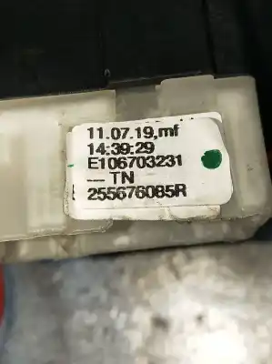 Second-hand car spare part headlights switch for renault clio iv limited oem iam references 255676085r  e106703231
