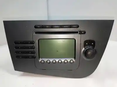 Автозапчастина б/у аудіо система / радіо Cd для SEAT LEON (1P1) 2.0 TDI Посилання на OEM IAM 1P1035186B  