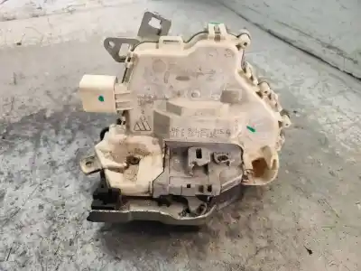 Second-hand car spare part front left central locking system for audi a4 berlina (b8) básico oem iam references   ja68j1837015c