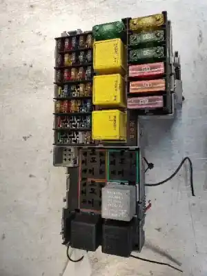 Second-hand car spare part FUSE BOX UNIT for OPEL CORSA C  OEM IAM references 13142780  