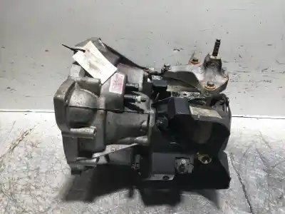 Recambio de automóvil de segunda mano de CAJA CAMBIOS para FORD FIESTA (CBK)  referencias OEM IAM 2N1R7002CC 000052 T6TB1 181005
