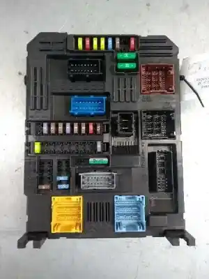 Автозапчасти б/у БЛОК РЕЛЕ/ПРЕДОХРАНИТЕЛЕЙ за CITROEN C3  ссылки OEM IAM 981985128001 2851601102 28550129 BSI EL3 CEM00