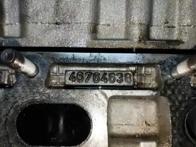Peça sobressalente para automóvel em segunda mão cabeça / culatra por fiat stilo (192_) 1.6 16v (192_xb1a) referências oem iam 182b6000  46764638
