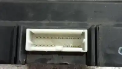 Peça sobressalente para automóvel em segunda mão caixa de fusíveis e relés por citroen c-crosser (vu_, vv_) 2.2 hdi referências oem iam 8637a320  519344113