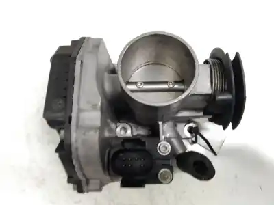Pièce détachée automobile d'occasion Boitier De Papillon pour VOLKSWAGEN GOLF III BERLINA (1H1) CL Références OEM IAM 408237130002  