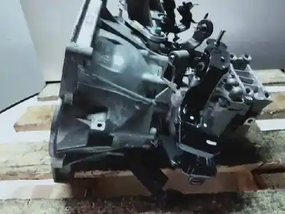Автозапчастина б/у коробка передач для kia picanto (ja) 1.0 cat посилання на oem iam mh1772  933355