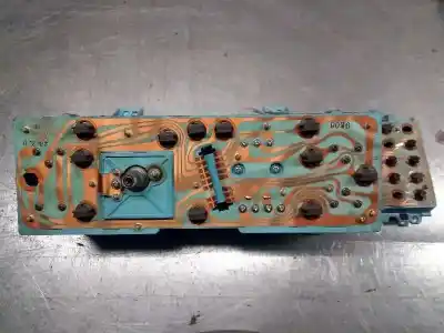 Pièce détachée automobile d'occasion compteur de vitesse tableau de bord pour jeep cherokee (xj) 4.0 cat références oem iam 56003048  am00103d0c0