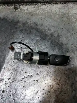 Second-hand car spare part ignition switch for citroen c4 lim. live edition oem iam references n0503823  