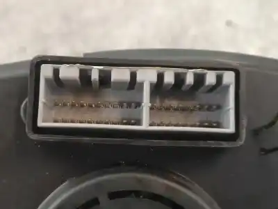 Peça sobressalente para automóvel em segunda mão quadrante por kia magentis 2.0 crdi referências oem iam 940132g140  