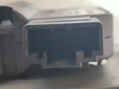 Peça sobressalente para automóvel em segunda mão motor de abertura da comporta de sofagem por lancia thesis (115) 3.0 v6 24v cae emblema referências oem iam 0132801312  