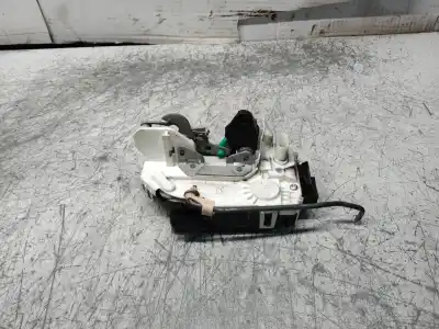 Second-hand car spare part rear left central locking system for dodge caliber (pm) 2.0 se oem iam references 04589415ae  d1037