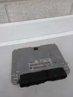 Pièce détachée automobile d'occasion Calculateur Moteur Ecu pour OPEL VECTRA C BERLINA 2.2 16V DTI CAT (Y 22 DTR / L50) Références OEM IAM 0281010271  24417196