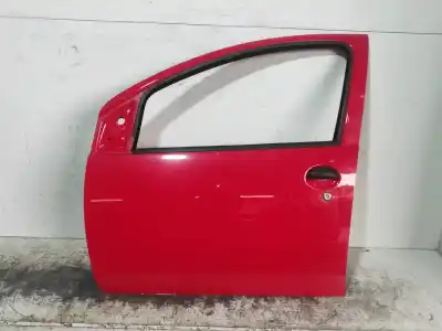 Peça sobressalente para automóvel em segunda mão porta da frente esquerda por peugeot 107 básico referências oem iam 