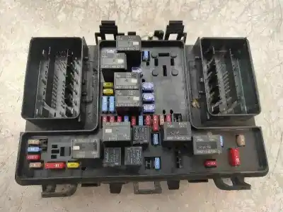 Second-hand car spare part fuse box unit for ford ranger (tke) doppelkabine 4x4 xlt oem iam references gb3t14d068hb03
