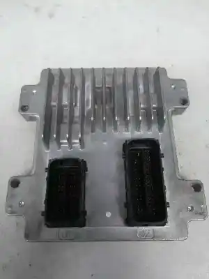 Pezzo di ricambio per auto di seconda mano CENTRALINA MOTORE per OPEL CORSA D (S07)  Riferimenti OEM IAM 55577835 12636386 