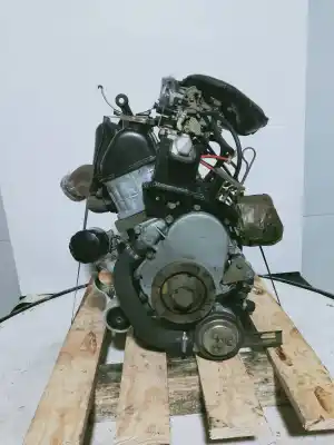 Pièce détachée automobile d'occasion moteur complet pour peugeot 205 berlina 1.3 références oem iam 1g1e  1pg02 818704