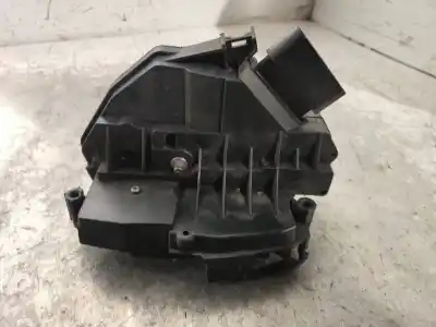 Peça sobressalente para automóvel em segunda mão motor de fechadura central dianteiro direito por ford fiesta (cb1) ambiente referências oem iam 8a6aa21812be  