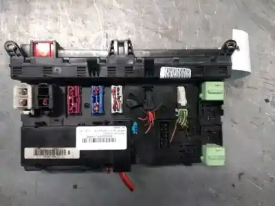Second-hand car spare part FUSE BOX UNIT for BMW X5 (E53)  OEM IAM references 8380407  8384525
