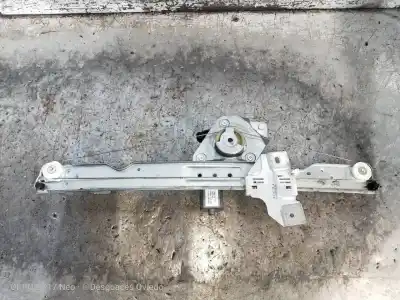 Peça sobressalente para automóvel em segunda mão elevador de vidros dianteiro direito por dacia duster ii comfort referências oem iam 128001471b