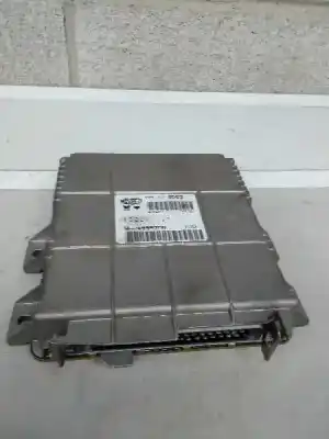 Pièce détachée automobile d'occasion Calculateur Moteur Ecu pour PEUGEOT 205 BERLINA 1.1 Mito Références OEM IAM G6110D03 16227114 9624999780