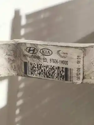 Second-hand car spare part air conditioning condenser / radiator for kia pro_cee´d ex oem iam references 976061h000  