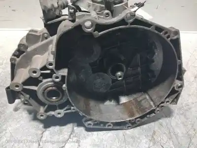 Second-hand car spare part gearbox for opel signum 3.0 v6 cdti cat (y 30 dt / lb5) oem iam references f40  