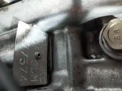 Pezzo di ricambio per auto di seconda mano motore completo per peugeot 106 (s1) 1.4 riferimenti oem iam kdy  10fs3m 1277574