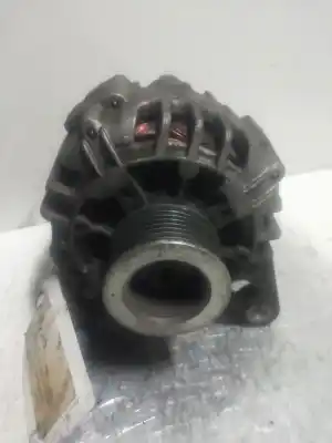 Second-hand car spare part alternator for renault clio iii exception oem iam references 8200654541