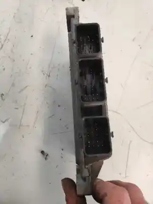 Second-hand car spare part ecu engine control for renault clio iii exception oem iam references s120200105a 8200510536 sim32 8200522357