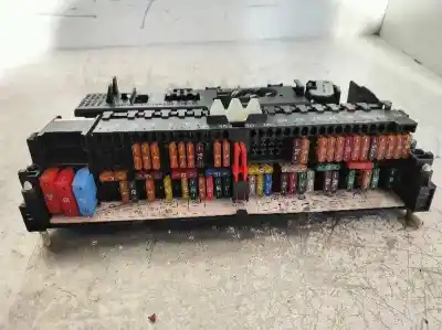 Second-hand car spare part fuse box unit for bmw x3 (e83) 2.0d oem iam references 8364542  