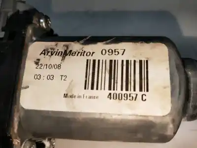 Second-hand car spare part driver left window regulator for renault twingo authentique oem iam references 400957c  8200384743