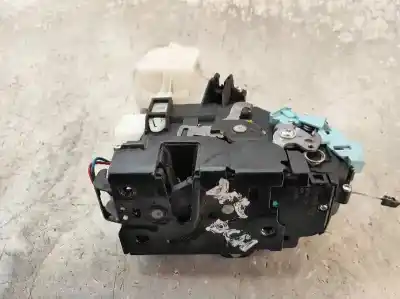 Автозапчастина б/у передній правий центральний замок для volkswagen caddy ka/kb (2c) kasten посилання на oem iam 3d1837016