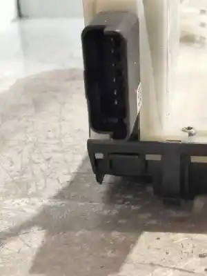 Second-hand car spare part front left central locking system for citroen c4 lim. feel oem iam references 9685351380  