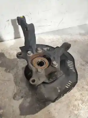 Second-hand car spare part front right knuckle for toyota auris active oem iam references   