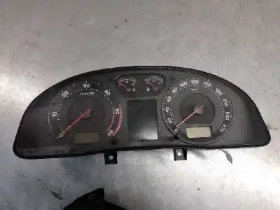 Автозапчастина б/у панель інструментів для SKODA SUPERB (3U4) 1.9 TDI Посилання на OEM IAM 110080115003  3U0920840A