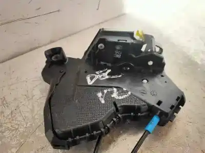 Second-hand car spare part front left central locking system for toyota auris active oem iam references   