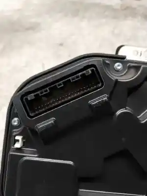 Peça sobressalente para automóvel em segunda mão quadrante por toyota auris active referências oem iam a2c53245521 838000zc80d a2c53358735