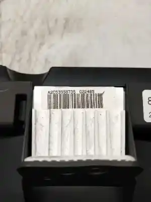 Peça sobressalente para automóvel em segunda mão quadrante por toyota auris active referências oem iam a2c53245521 838000zc80d a2c53358735