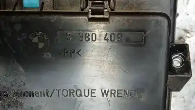 Peça sobressalente para automóvel em segunda mão caixa de fusíveis e relés por land rover range rover (lm) td6 vogue referências oem iam 8380409  