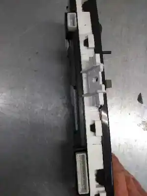 Peça sobressalente para automóvel em segunda mão quadrante por toyota corolla (e12) 1.6 16v referências oem iam 8380002c50  