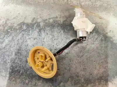 Second-hand car spare part fuel pump for bmw serie 5 lim. (f10) 520d oem iam references 7217065