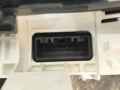 Peça sobressalente para automóvel em segunda mão quadrante por toyota yaris live referências oem iam 838000df80  mb2574500171